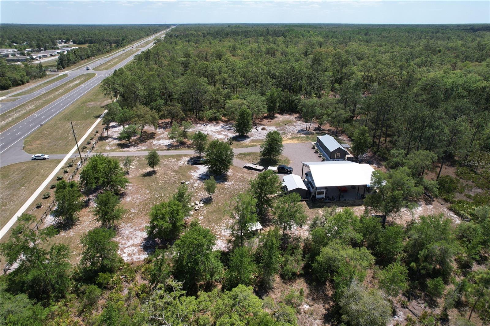 Image 27 of 29 For 10388 Suncoast Boulevard