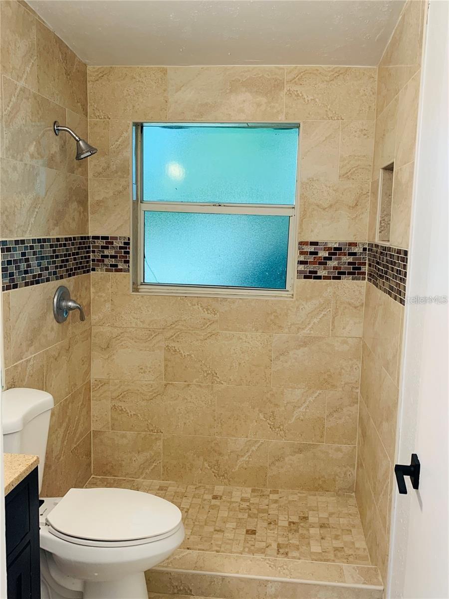 Image 12 of 21 For 1135 7th Street N