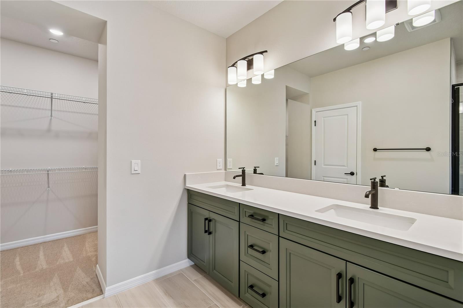 Image 16 of 29 For 4337 Roush Avenue