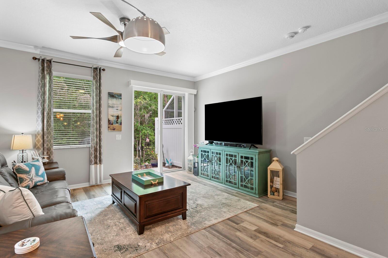 Listing photo id 12 for 12474 Streamdale Drive