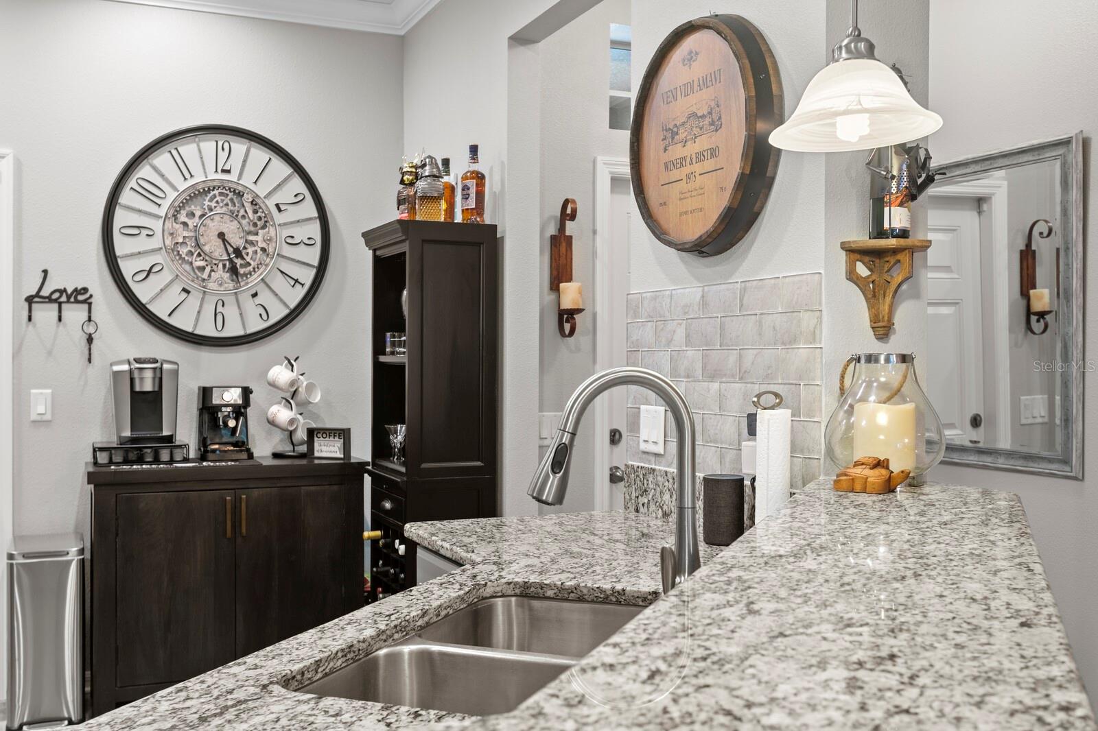 Listing photo id 15 for 12474 Streamdale Drive