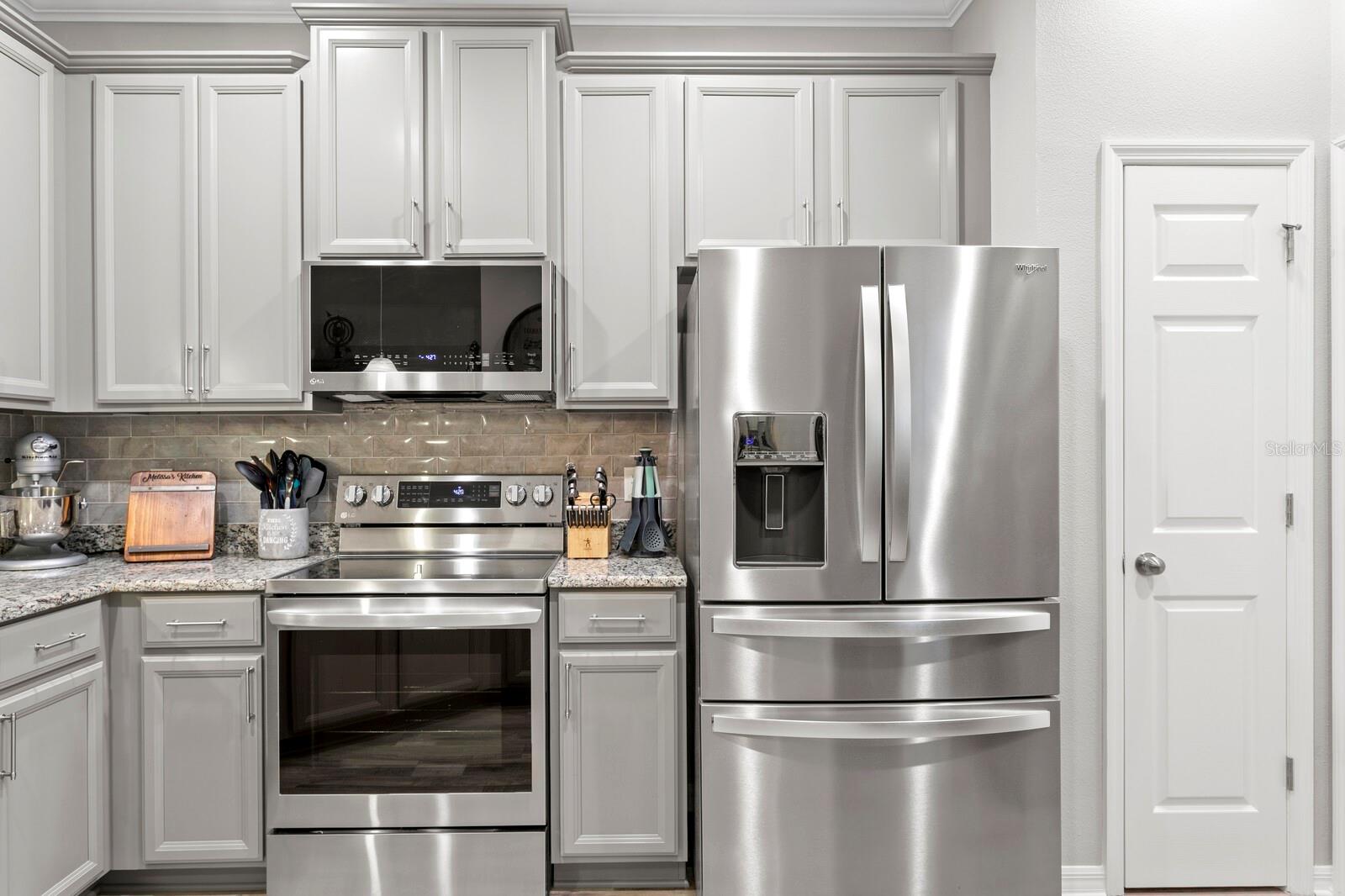 Listing photo id 17 for 12474 Streamdale Drive