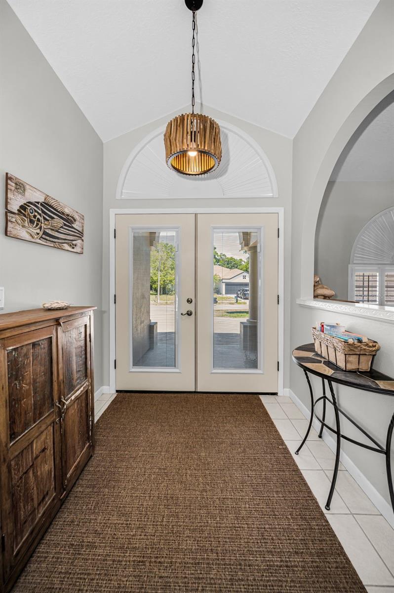 Image 23 of 94 For 2814 Jarvis Circle