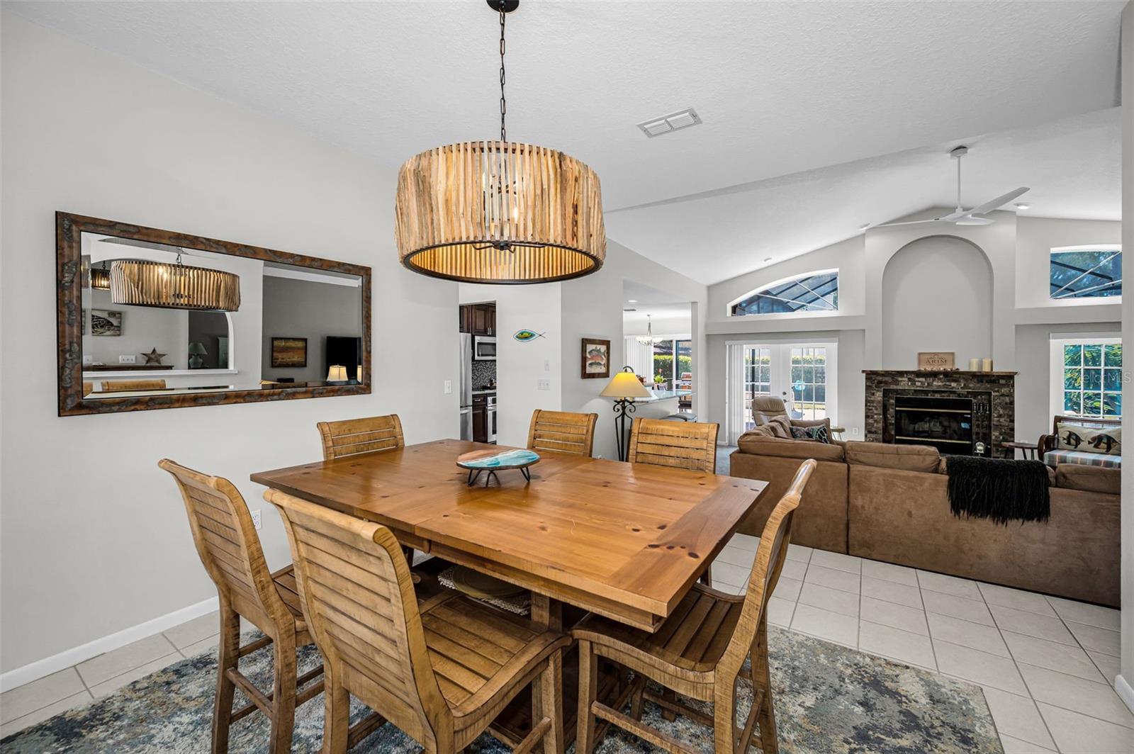 Image 30 of 94 For 2814 Jarvis Circle