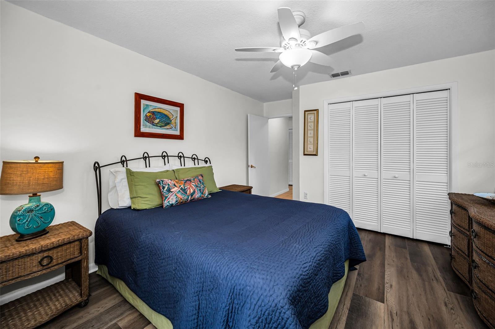 Image 51 of 94 For 2814 Jarvis Circle