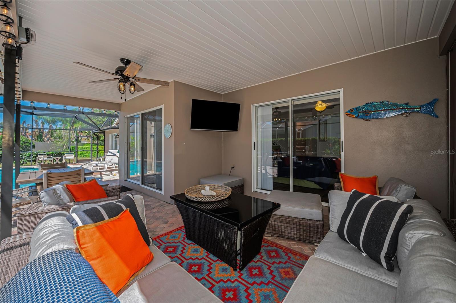 Image 56 of 94 For 2814 Jarvis Circle