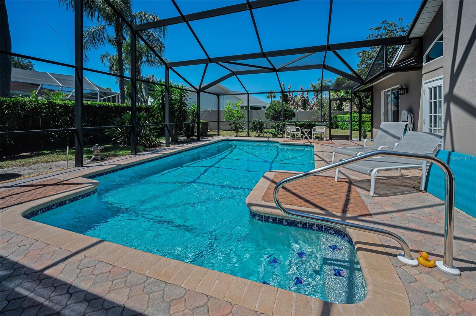 Image 60 of 94 For 2814 Jarvis Circle