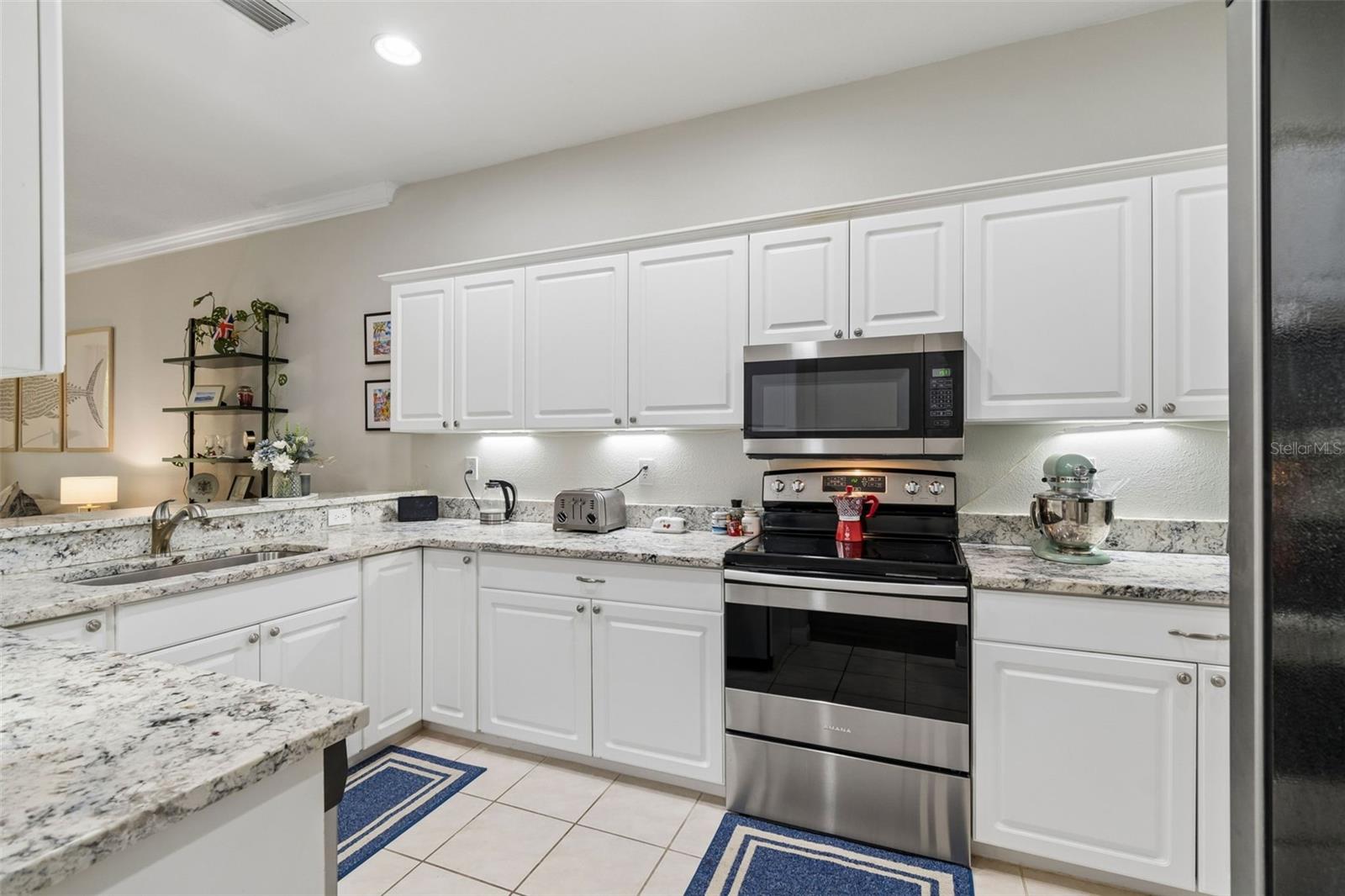 Image 10 of 52 For 6814 Faul Street