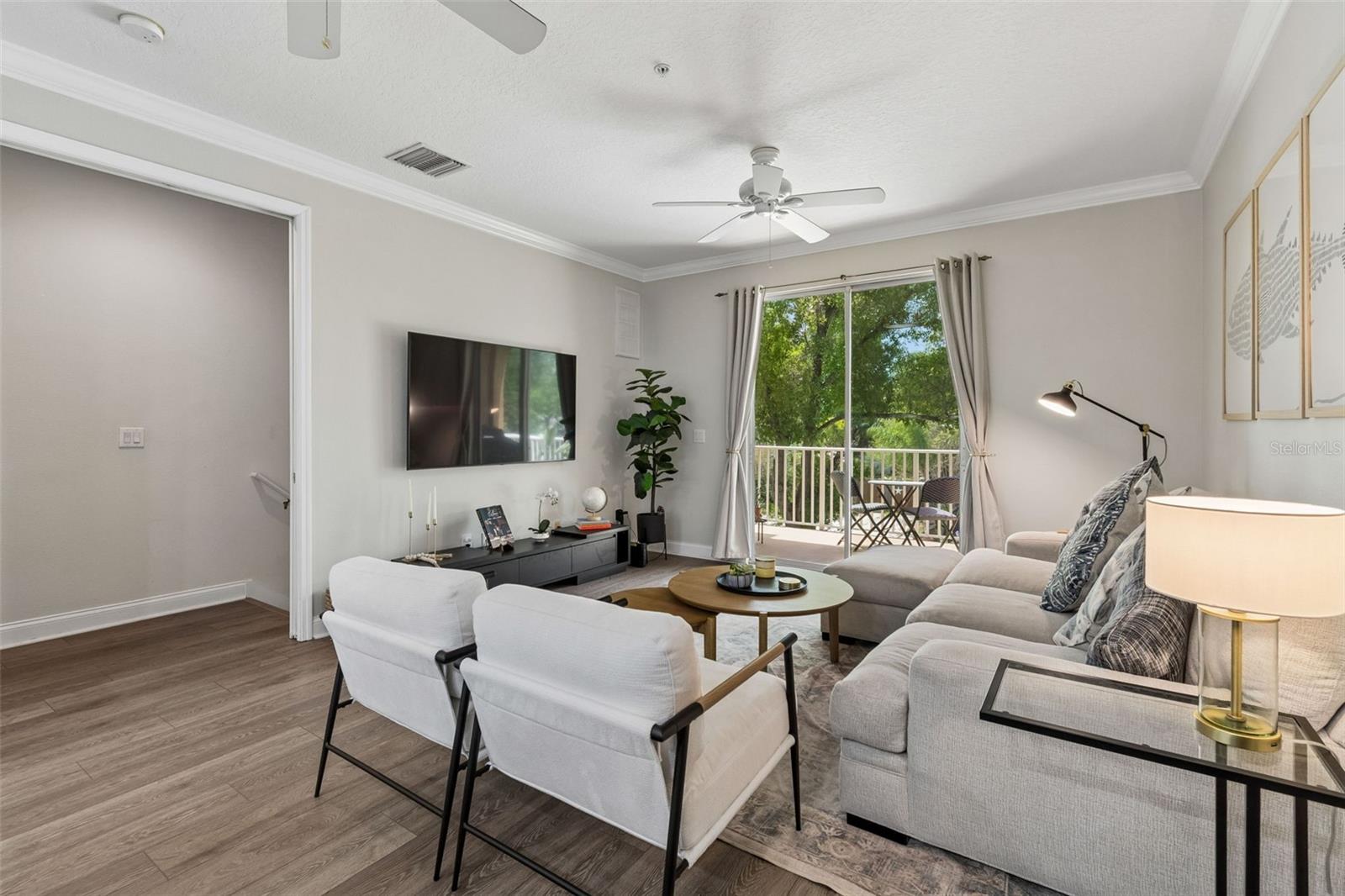 Image 5 of 52 For 6814 Faul Street