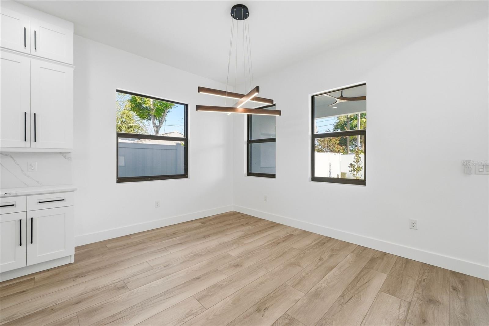 Image 13 of 54 For 3325 55 Avenue N