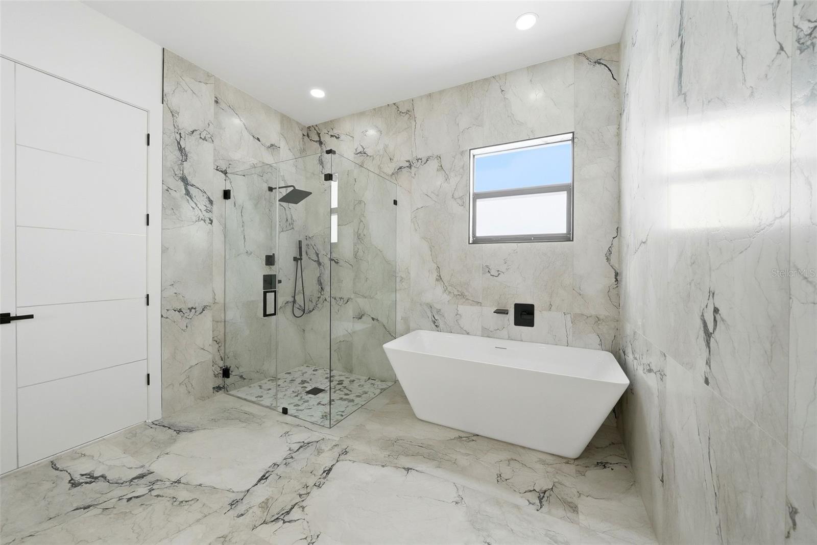 Image 32 of 54 For 3325 55 Avenue N