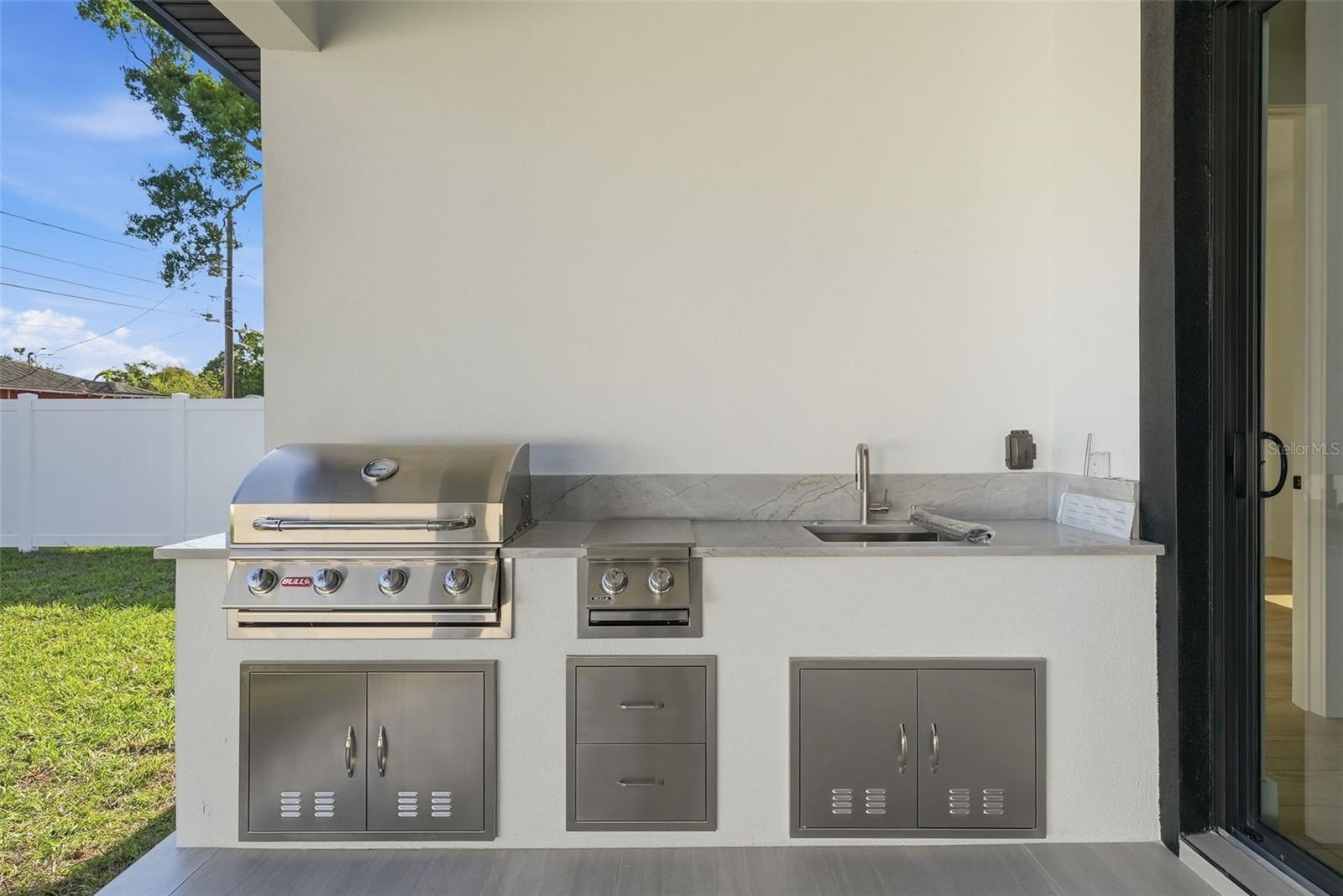 Image 44 of 54 For 3325 55 Avenue N