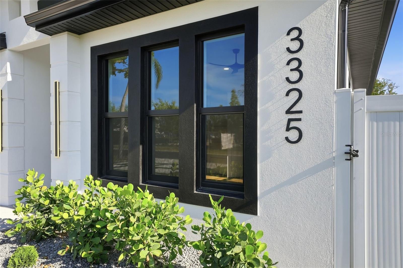 Image 8 of 54 For 3325 55 Avenue N