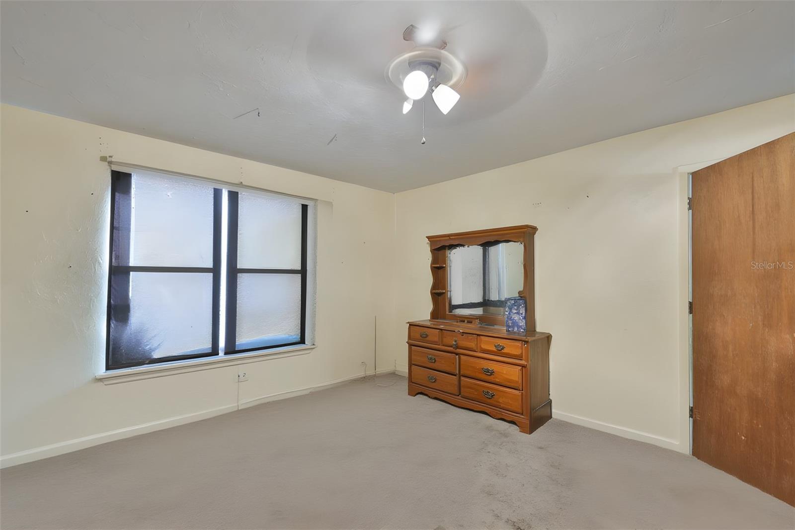 Image 12 of 39 For 741 Morrel Avenue