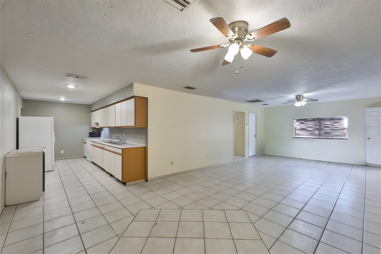 Image 8 of 39 For 741 Morrel Avenue