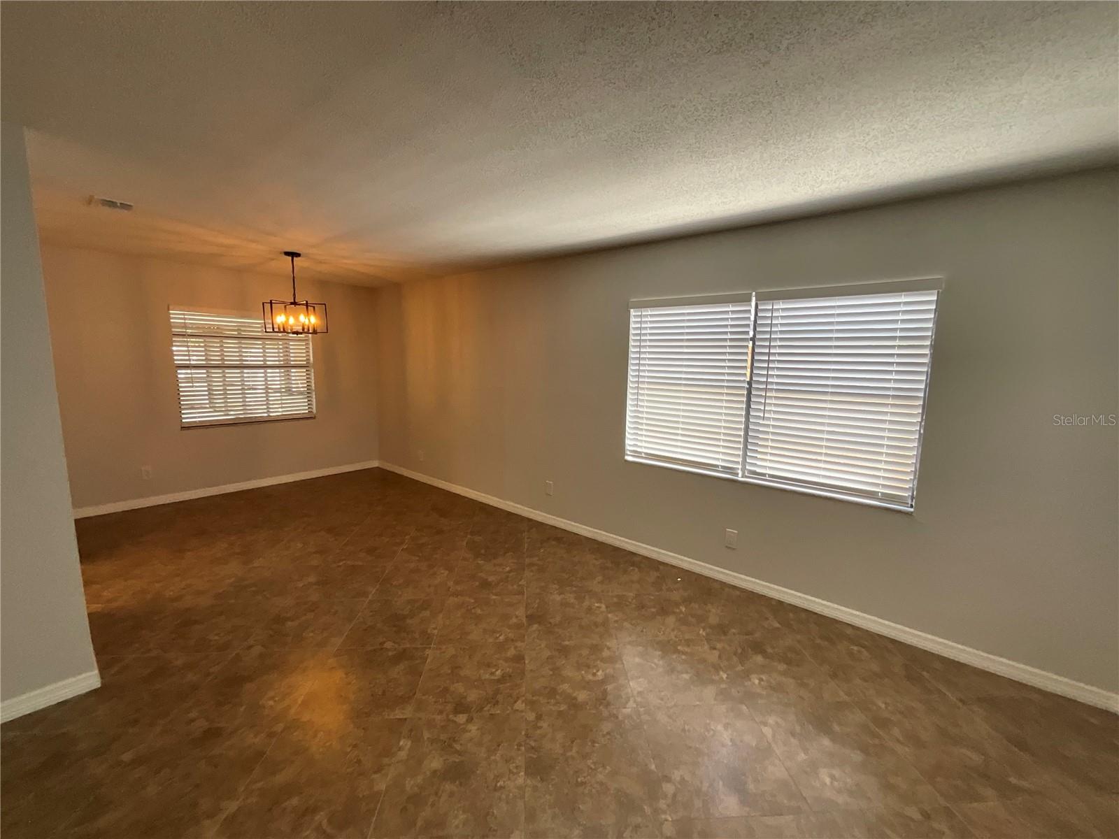 Image 31 of 33 For 15604 Timberline Drive