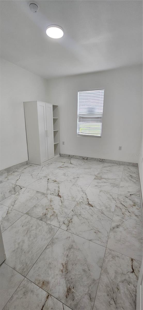 Image 14 of 19 For 528 Wideview Avenue