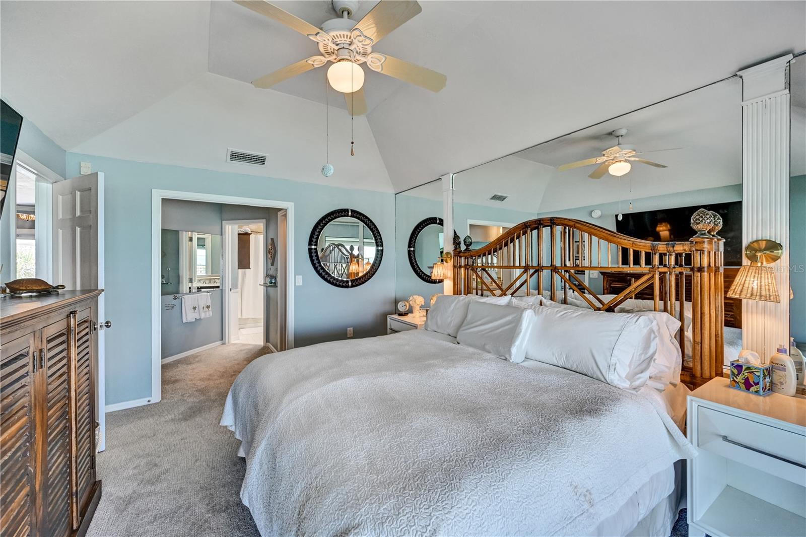 Image 18 of 55 For 5854 Gasparilla Road M22