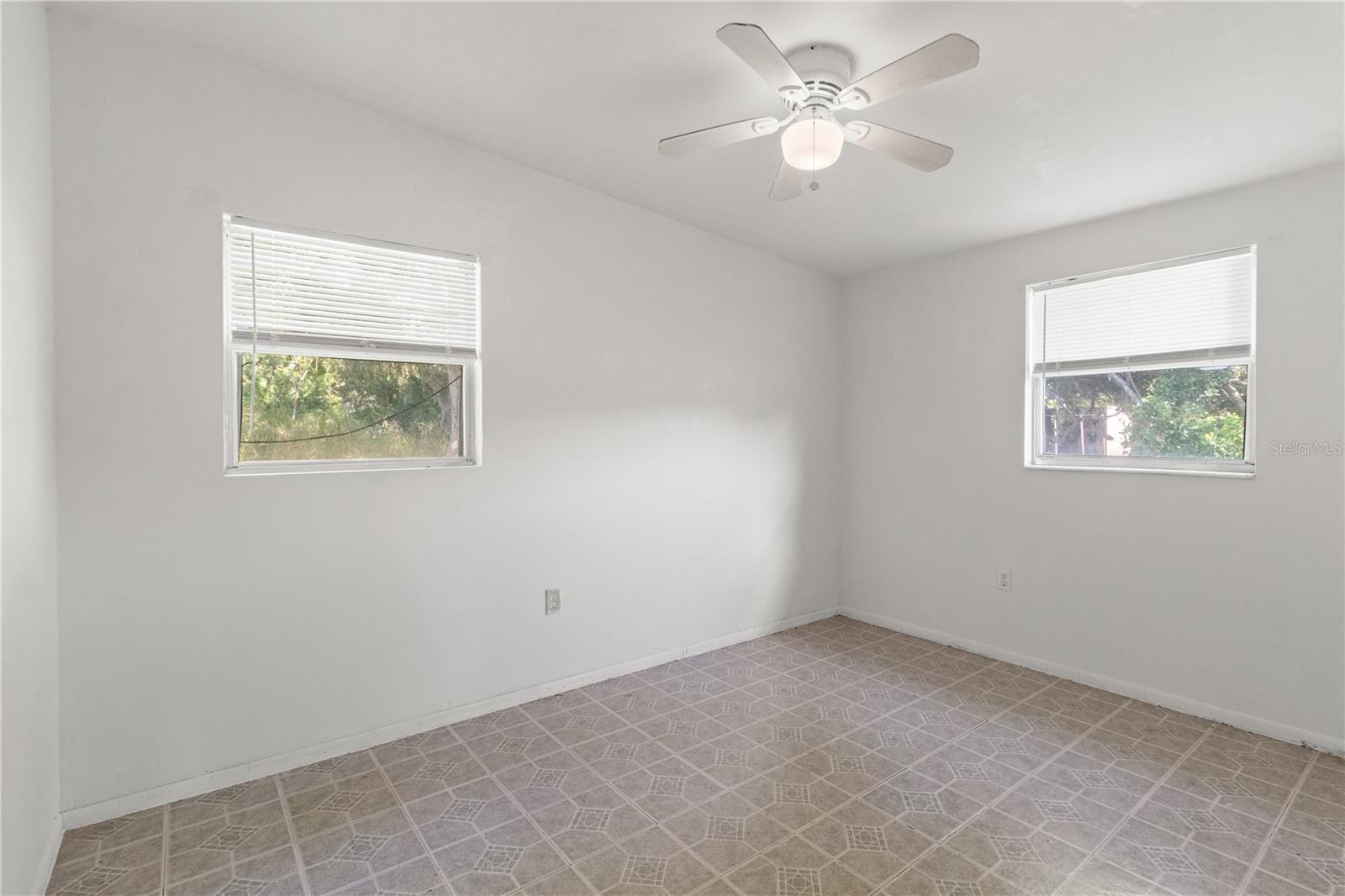 Image 18 of 30 For 1421 14th Street E