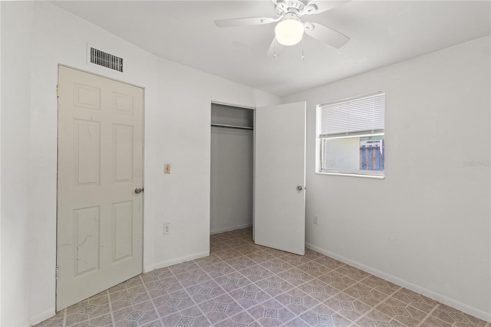 Image 19 of 30 For 1421 14th Street E