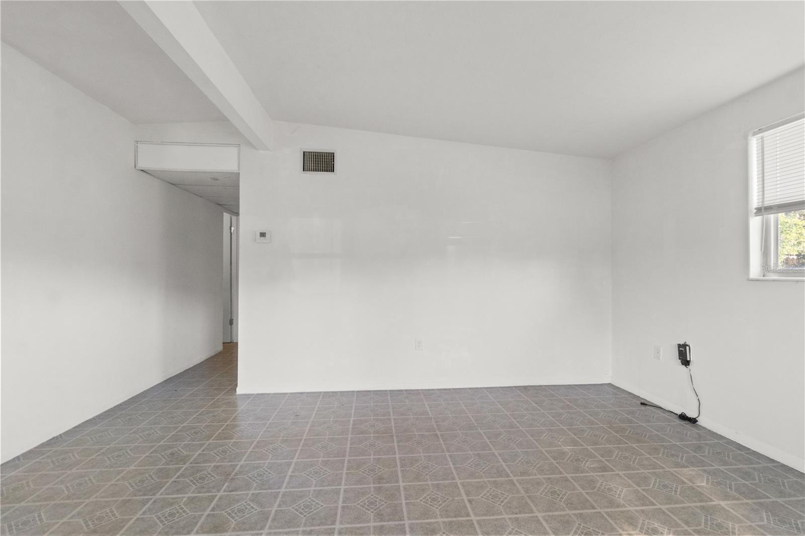 Image 8 of 30 For 1421 14th Street E