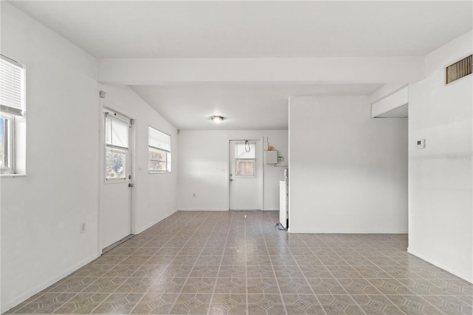 Image 9 of 30 For 1421 14th Street E