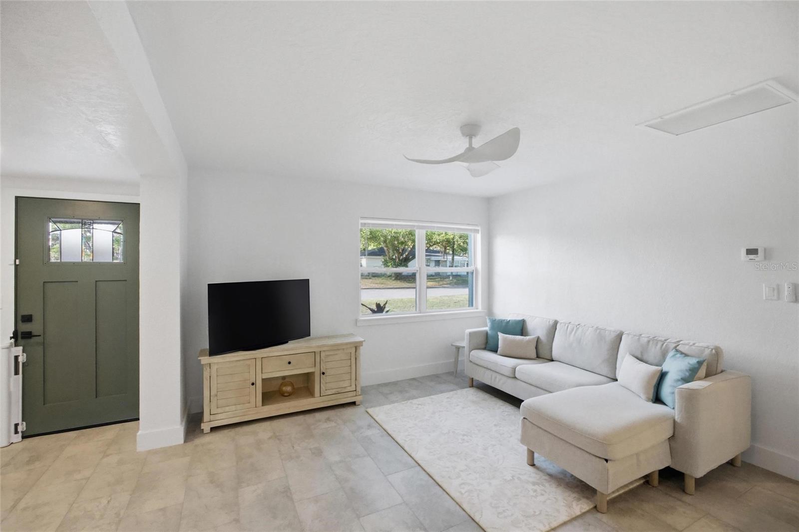 Image 8 of 44 For 4014 Rogers Avenue