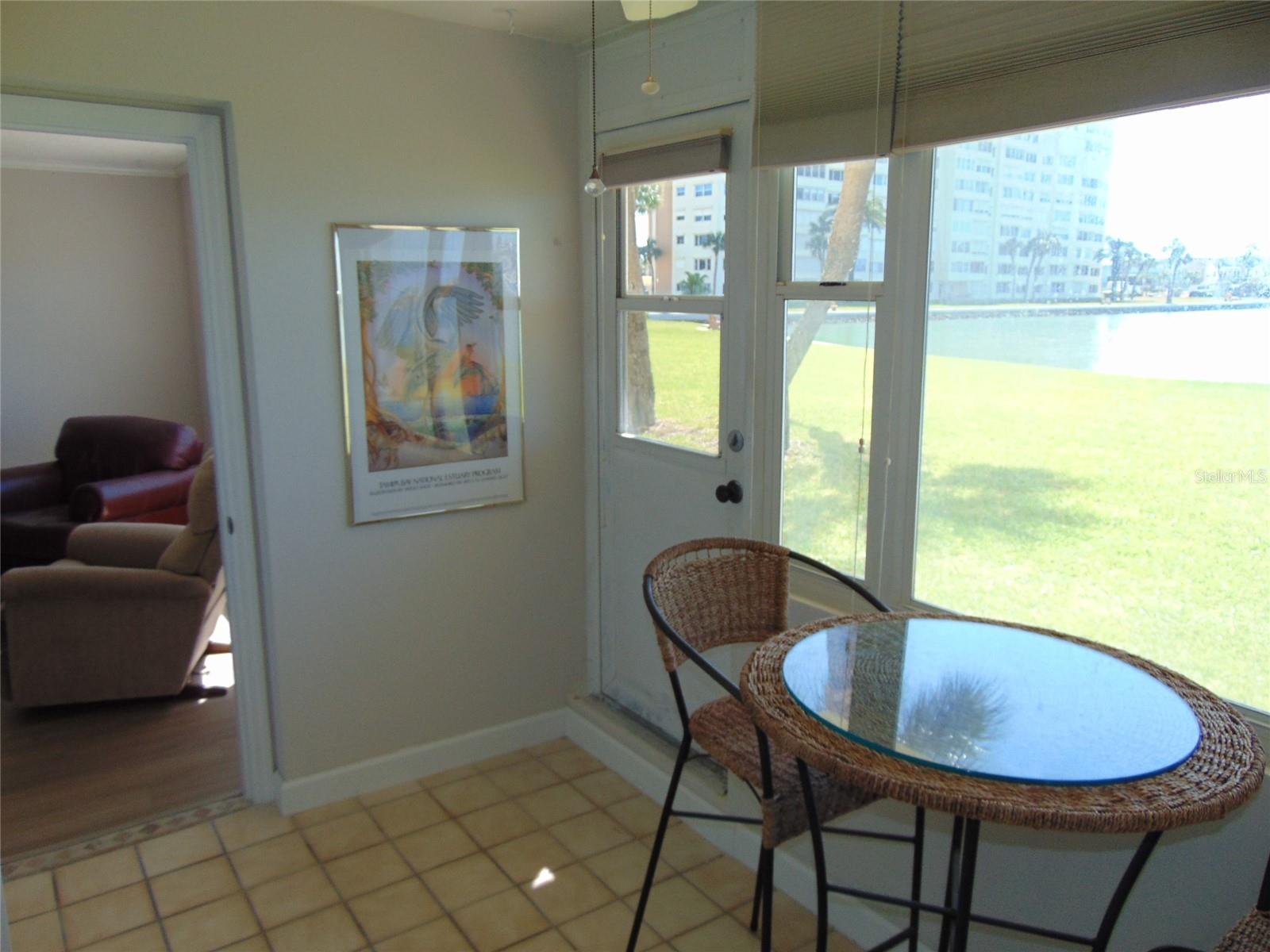 Image 13 of 64 For 4775 Cove Cir Circle N 104