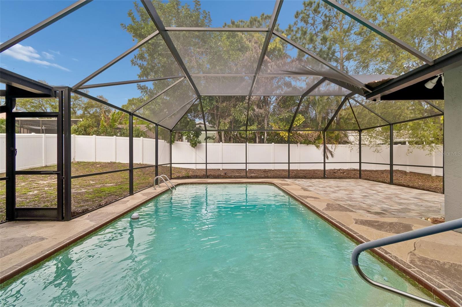 Image 24 of 28 For 2554 Rolling Oaks Drive