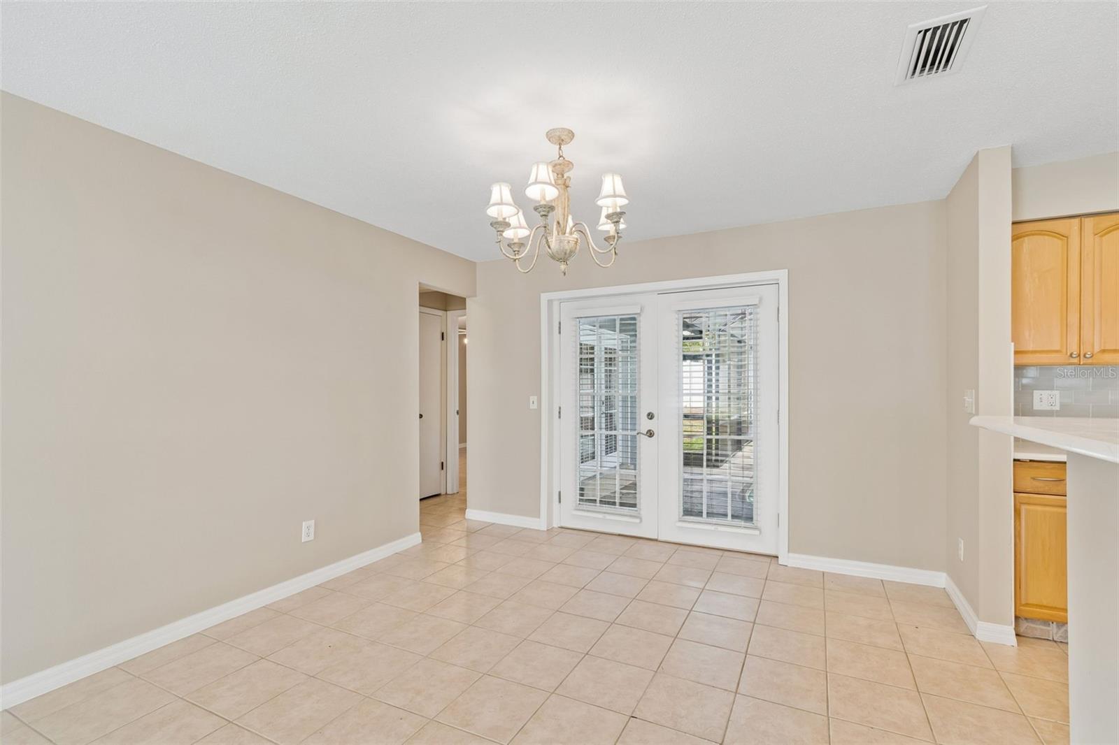 Image 5 of 28 For 2554 Rolling Oaks Drive
