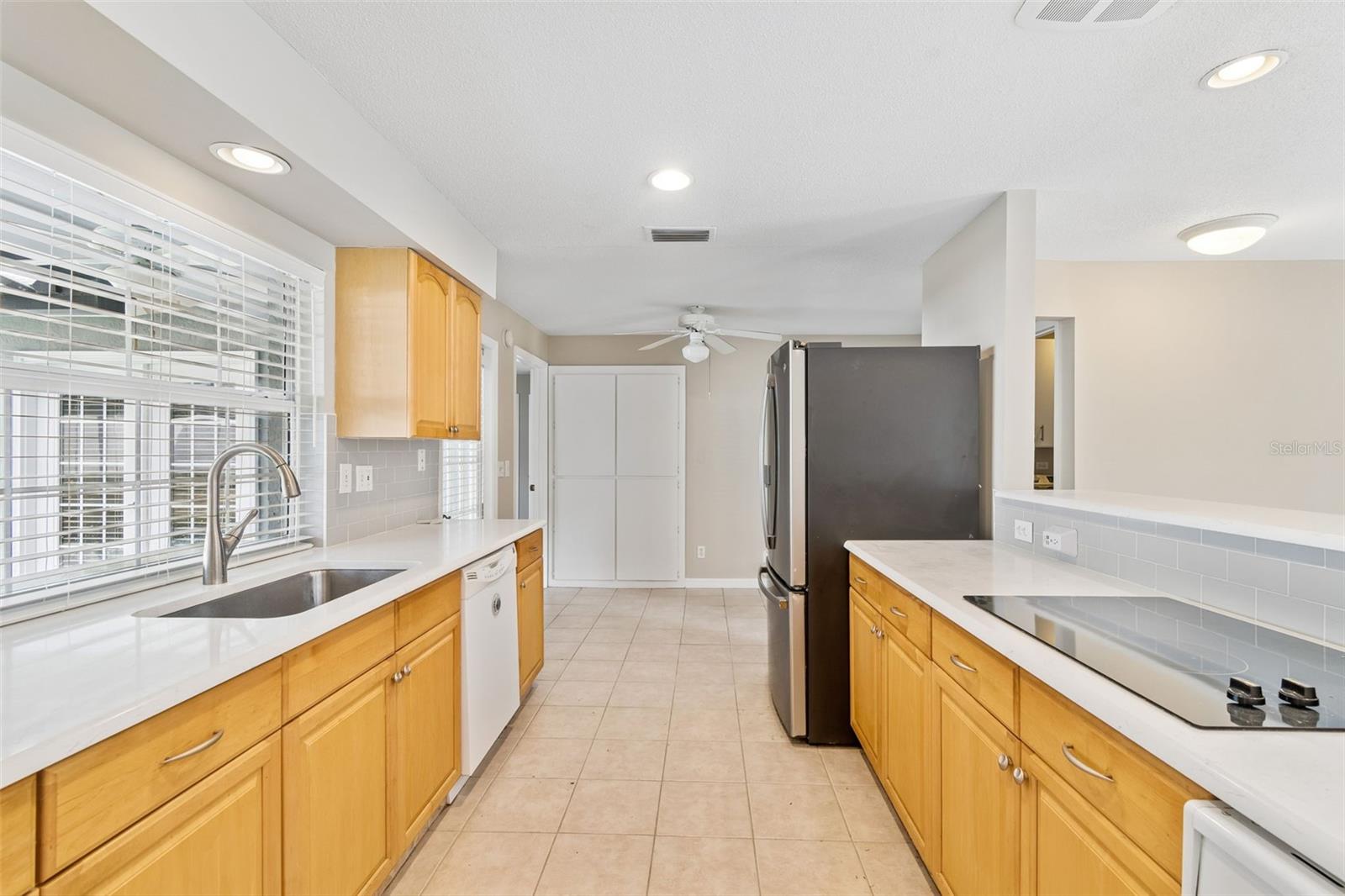 Image 9 of 28 For 2554 Rolling Oaks Drive