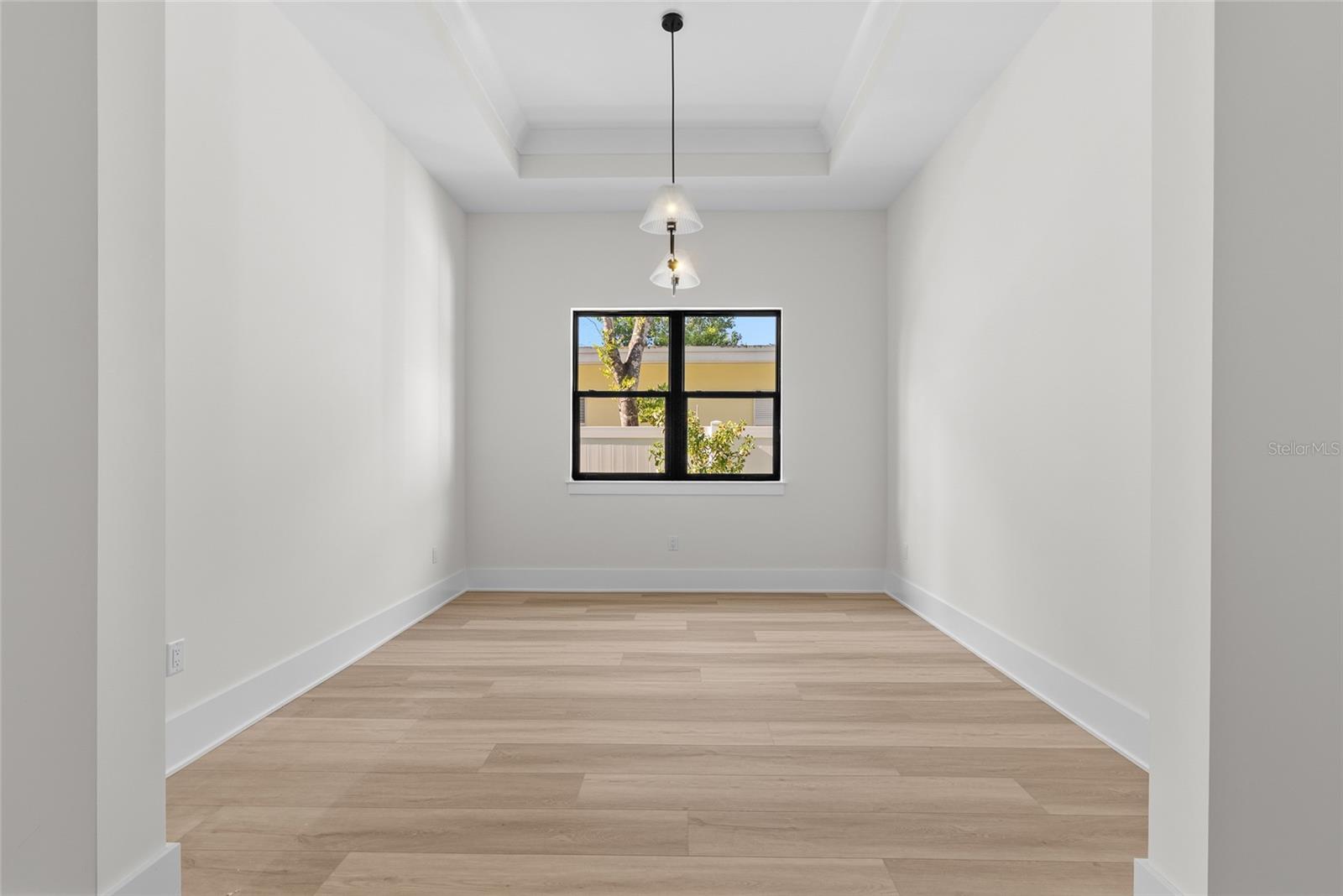 Image 16 of 63 For 2376 Rajel Avenue