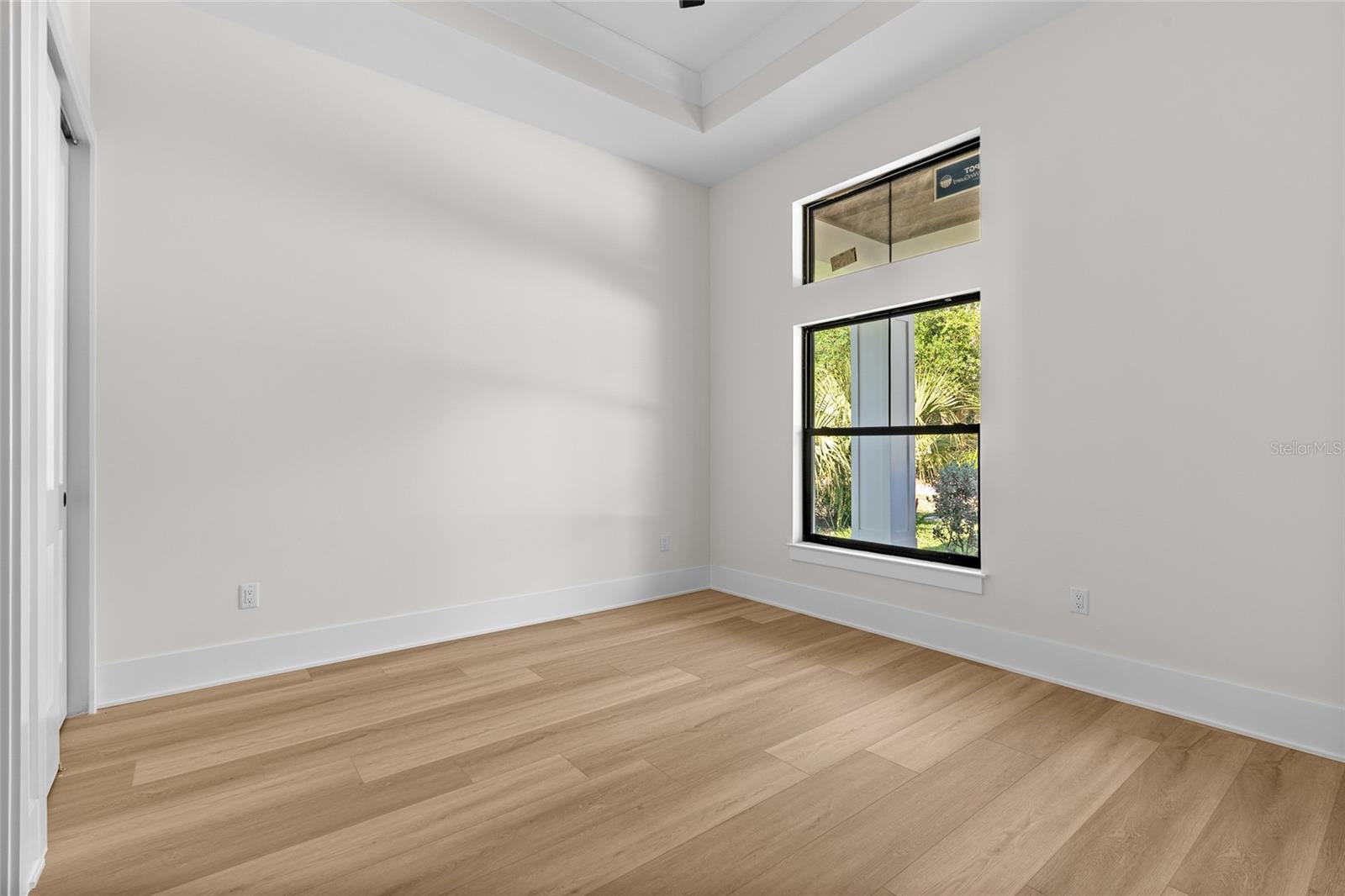 Image 18 of 63 For 2376 Rajel Avenue