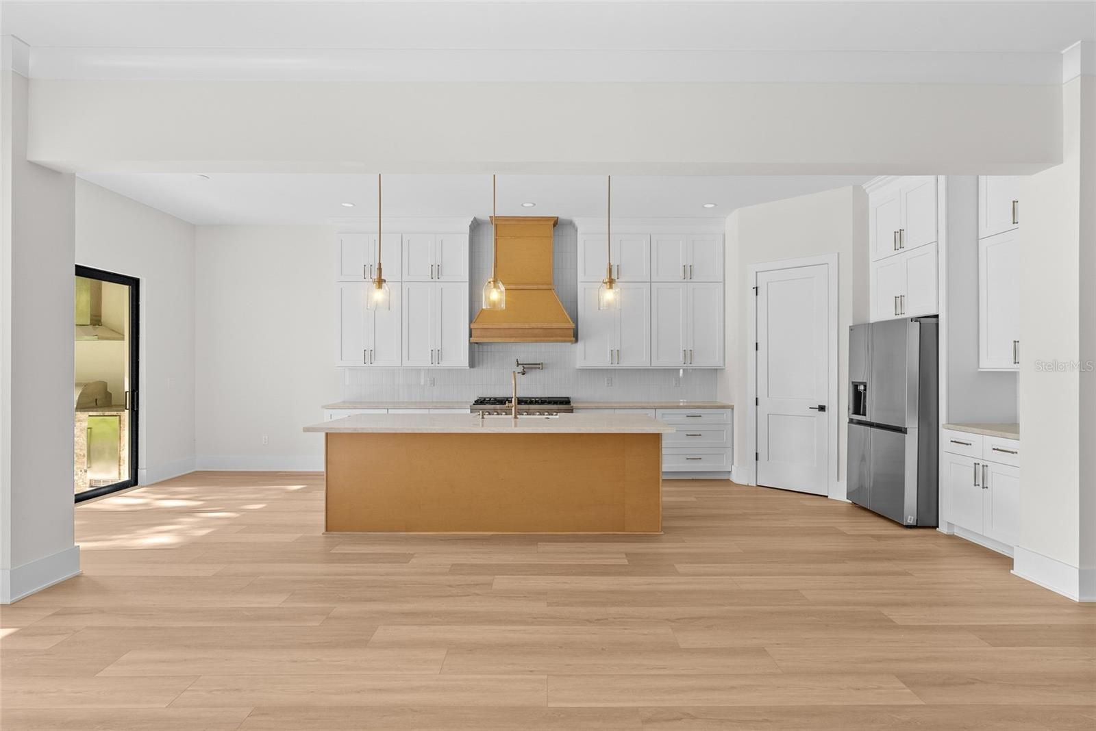 Image 31 of 63 For 2376 Rajel Avenue