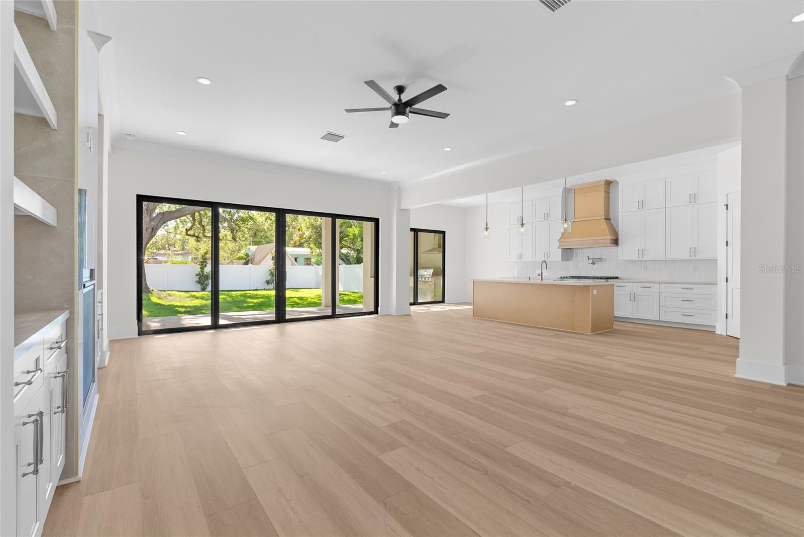 Image 32 of 63 For 2376 Rajel Avenue