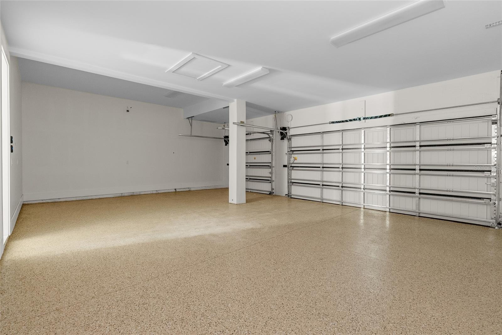 Image 33 of 63 For 2376 Rajel Avenue