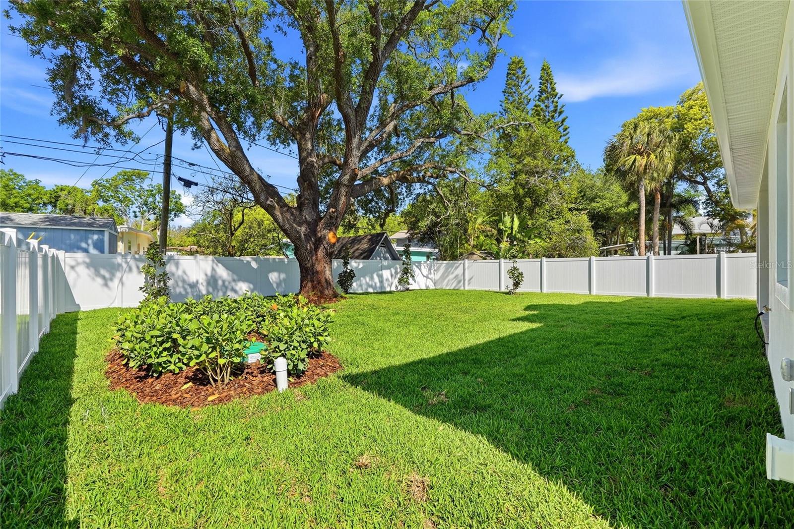 Image 37 of 63 For 2376 Rajel Avenue