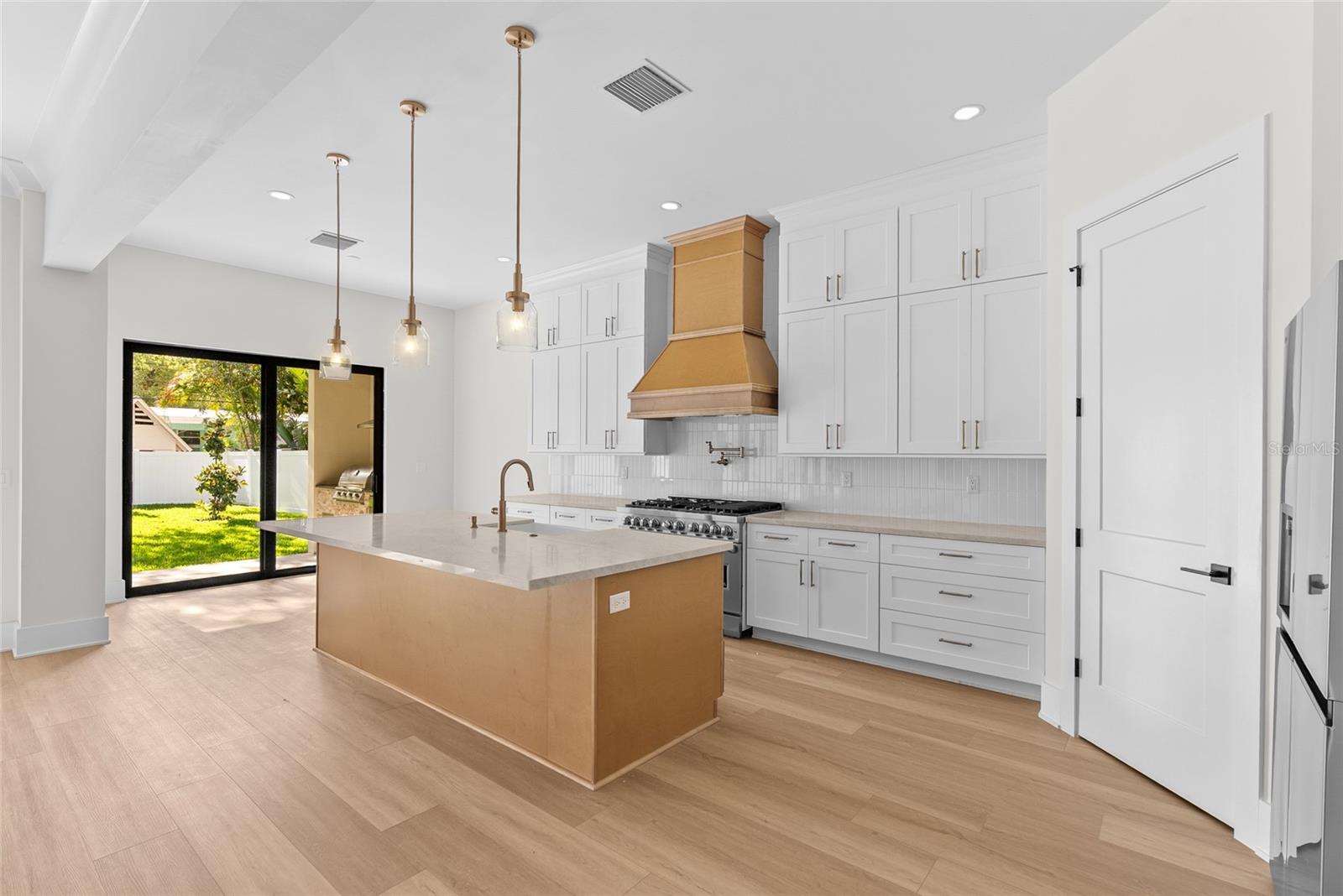 Image 5 of 63 For 2376 Rajel Avenue