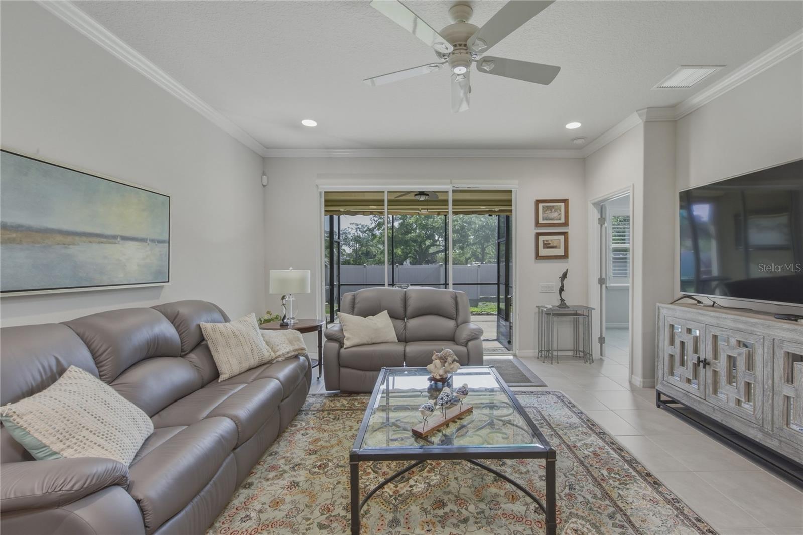 Image 13 of 75 For 8017 Pine Crest Street