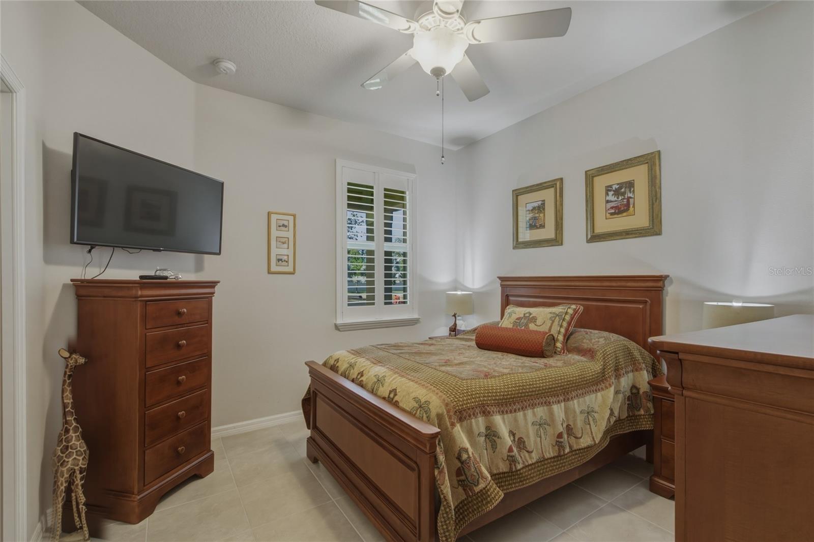 Image 41 of 75 For 8017 Pine Crest Street