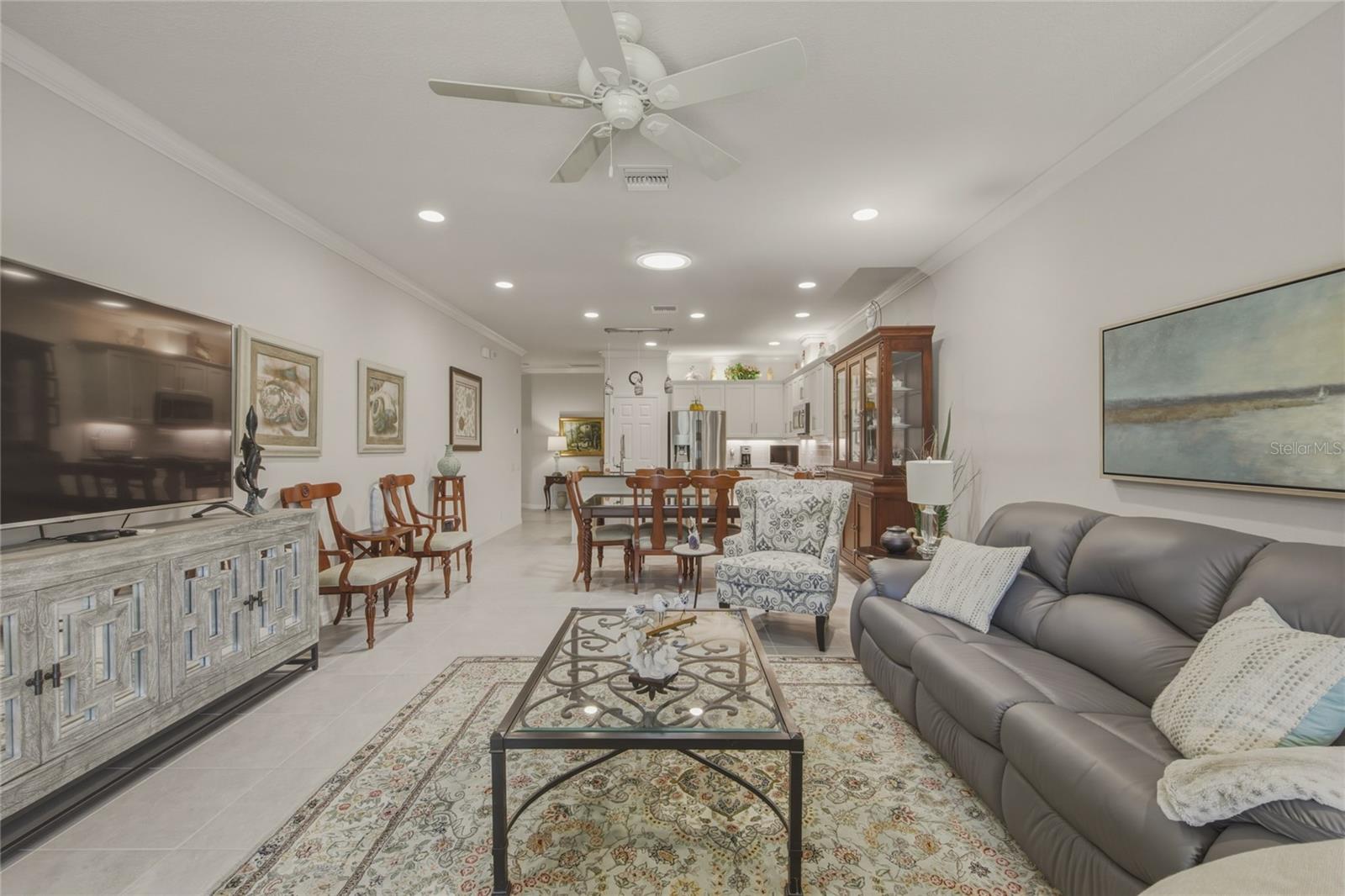 Image 6 of 75 For 8017 Pine Crest Street