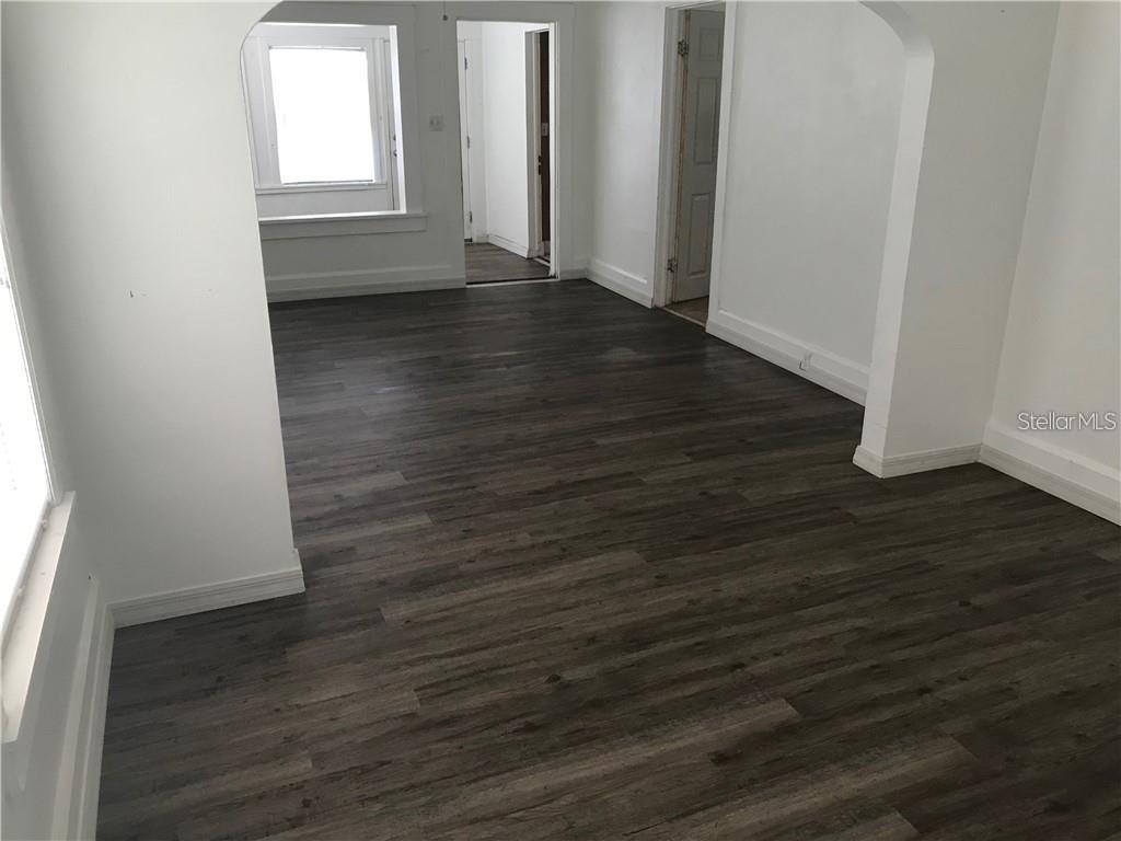 Image 4 of 9 For 1933 47th Street S