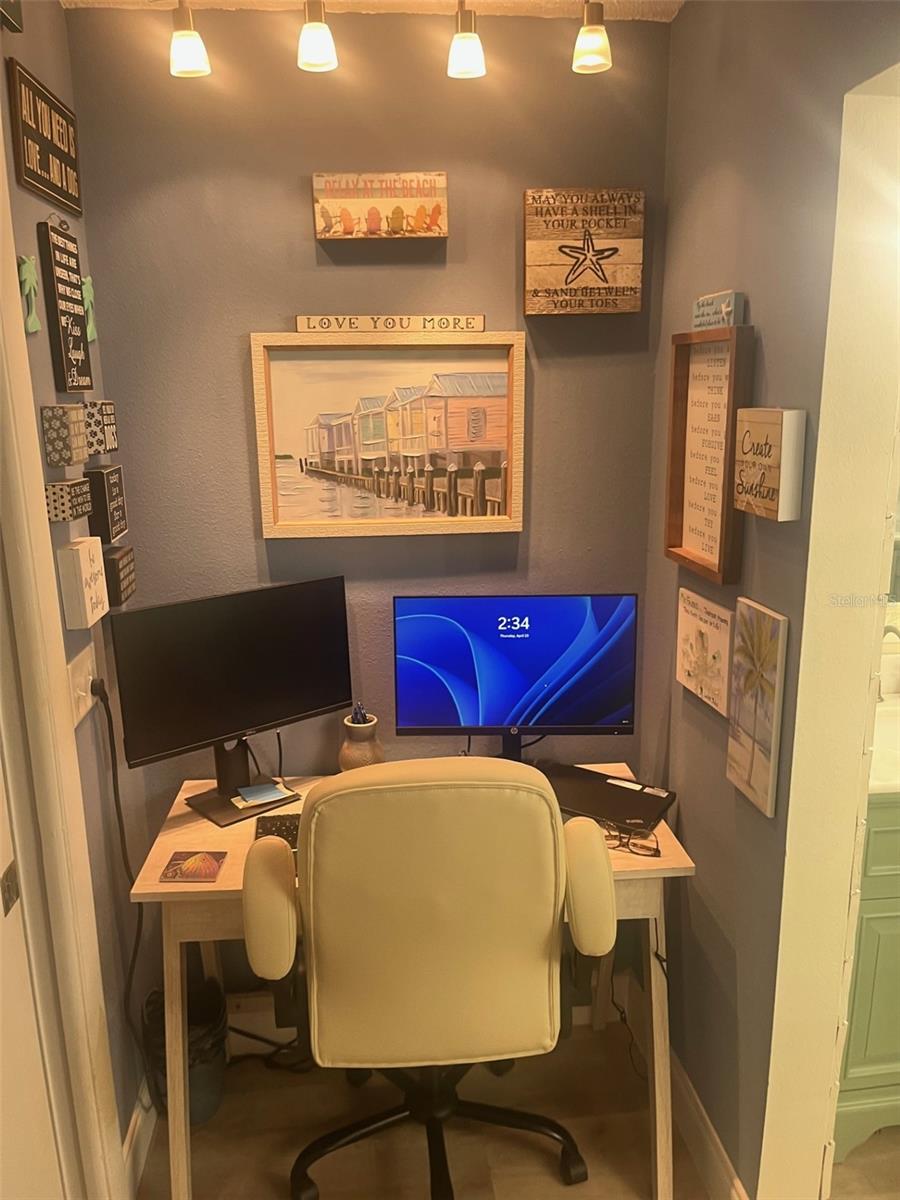 Image 22 of 34 For 700 Starkey Road 1414