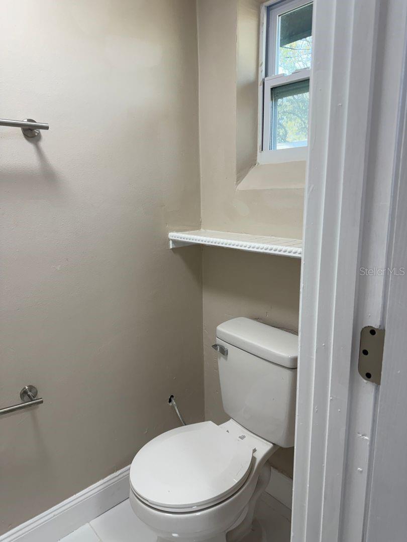 Image 19 of 24 For 2489 Del Rio Way