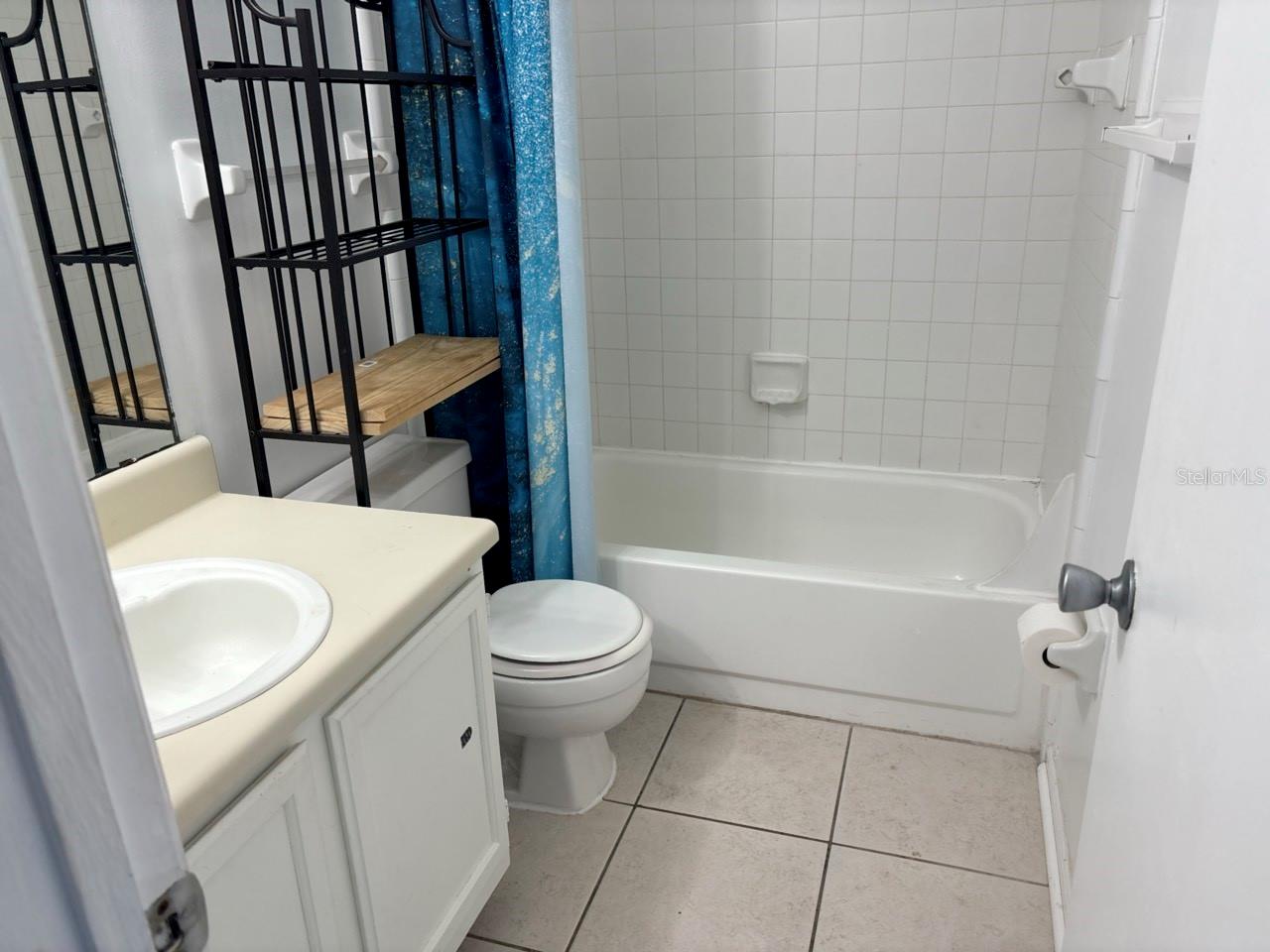 Image 4 of 8 For 2302 Maki Road 25