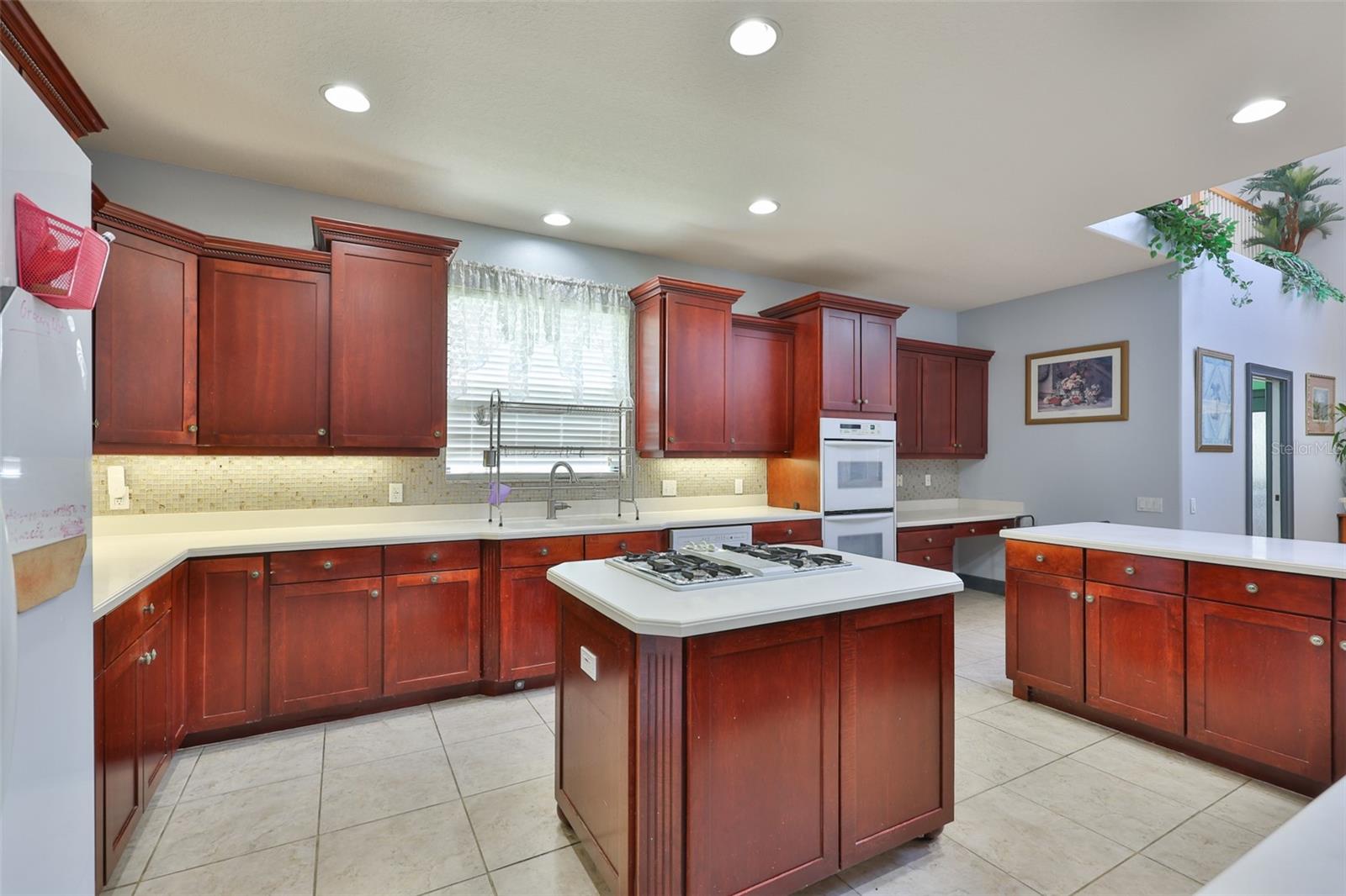 Image 12 of 77 For 2679 Lakebreeze Lane S