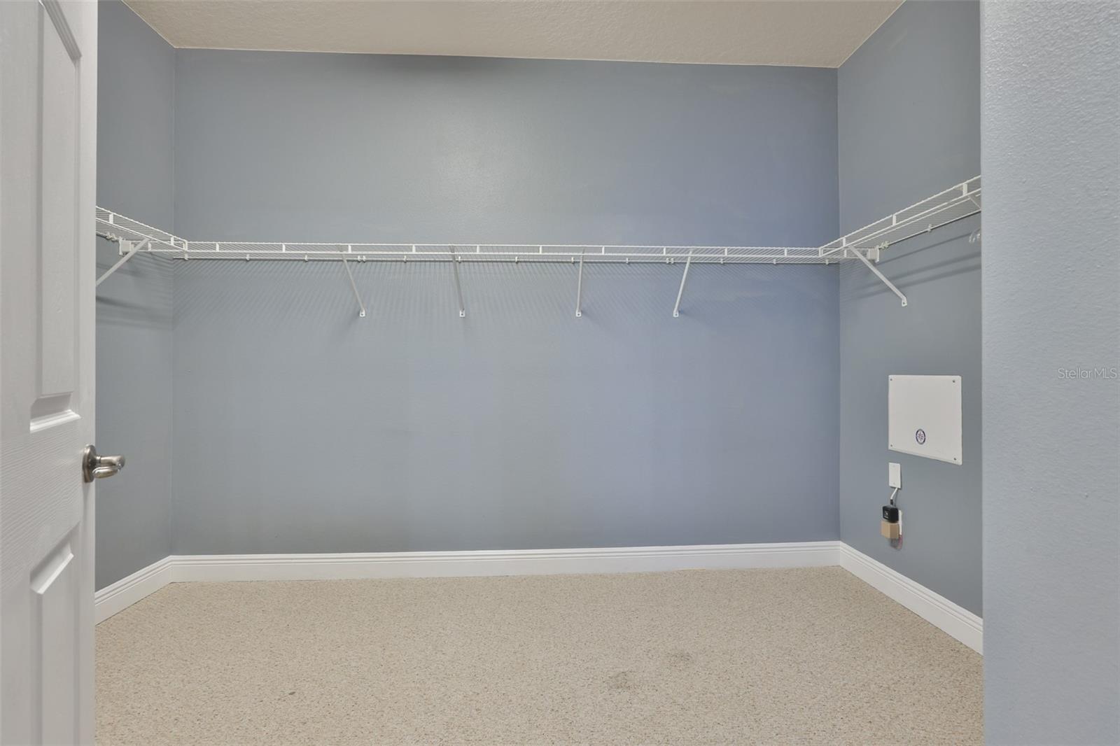 Image 42 of 77 For 2679 Lakebreeze Lane S