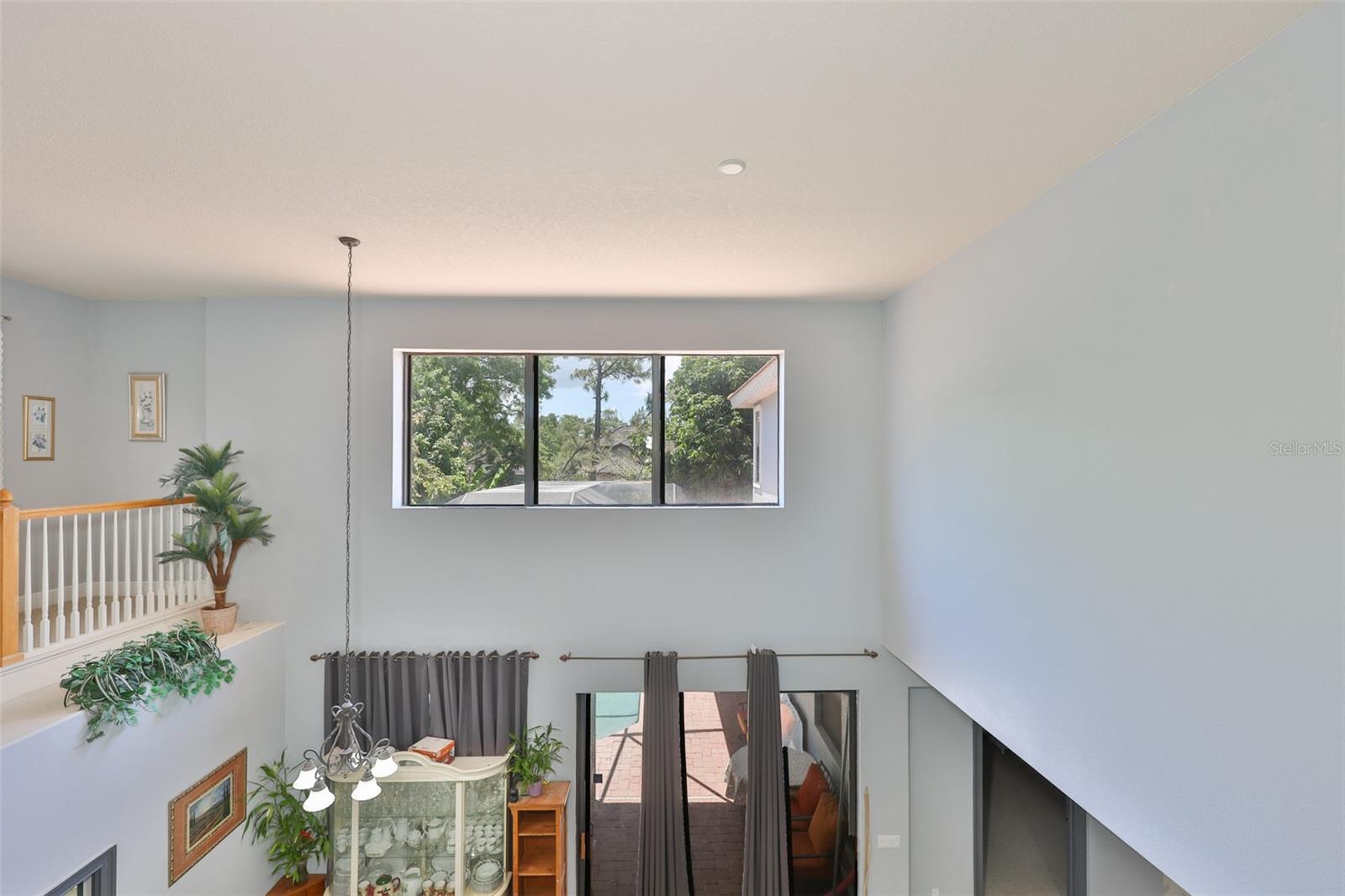 Image 44 of 77 For 2679 Lakebreeze Lane S