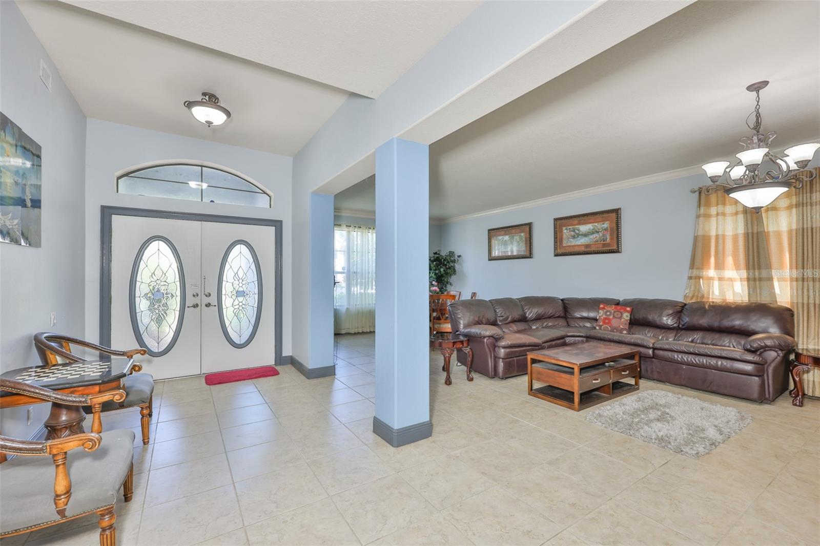 Image 5 of 77 For 2679 Lakebreeze Lane S