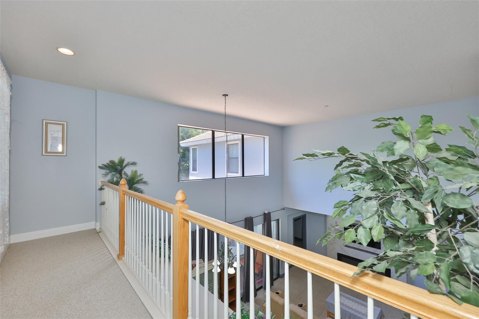 Image 55 of 77 For 2679 Lakebreeze Lane S